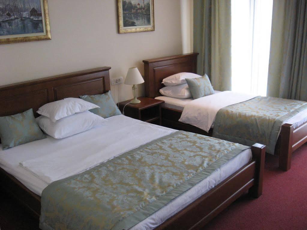 Hotel Opal Exclusive Bihać Bagian luar foto
