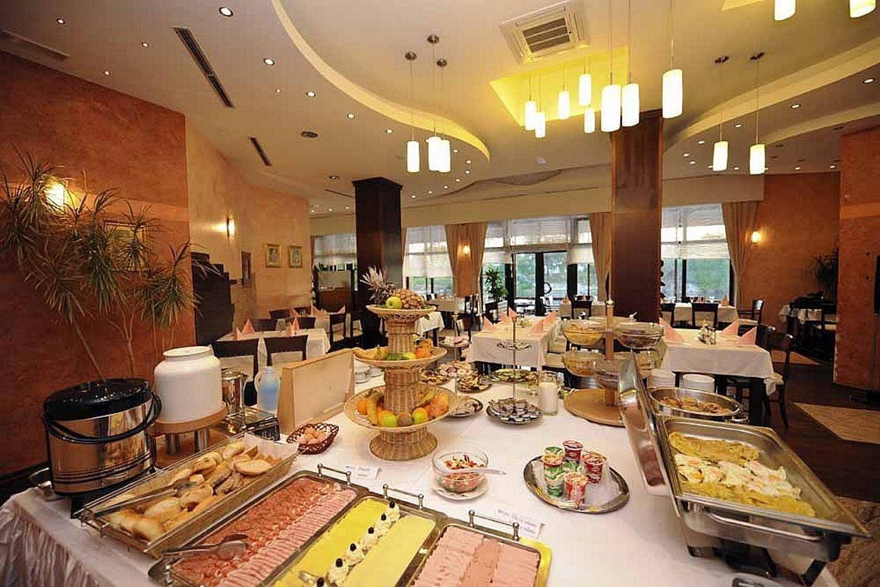 Hotel Opal Exclusive Bihać Bagian luar foto