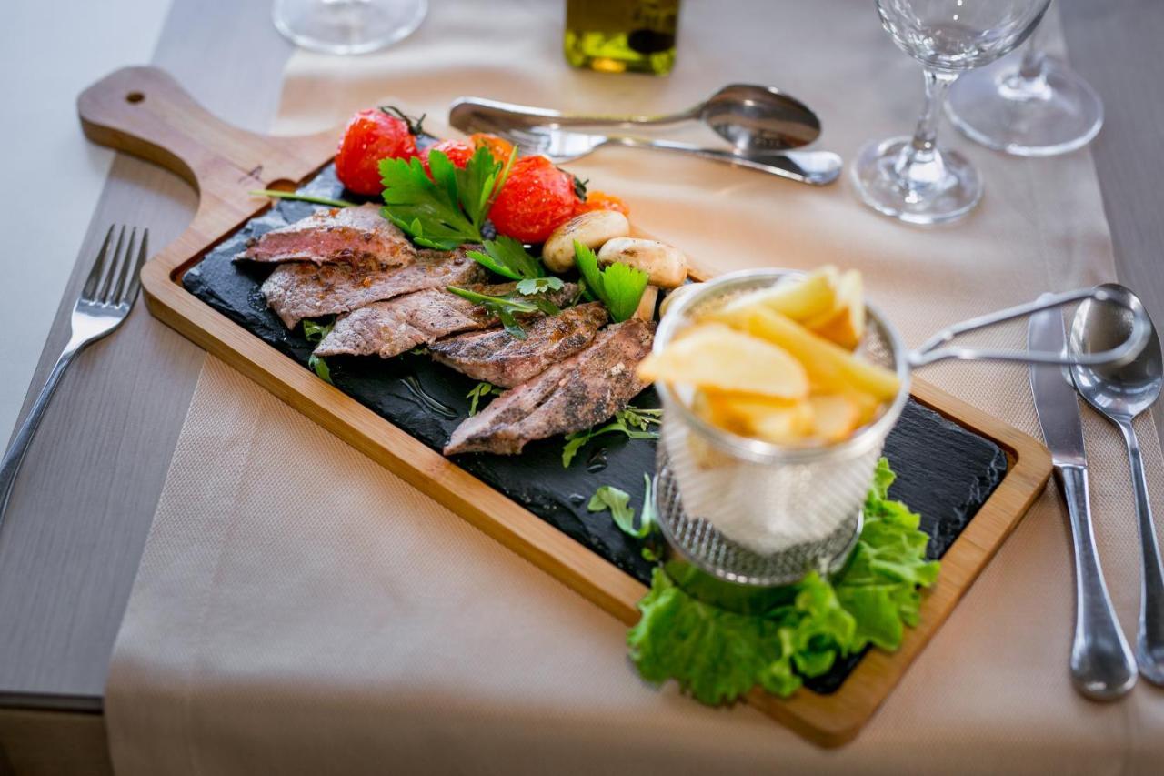 Hotel Opal Exclusive Bihać Bagian luar foto