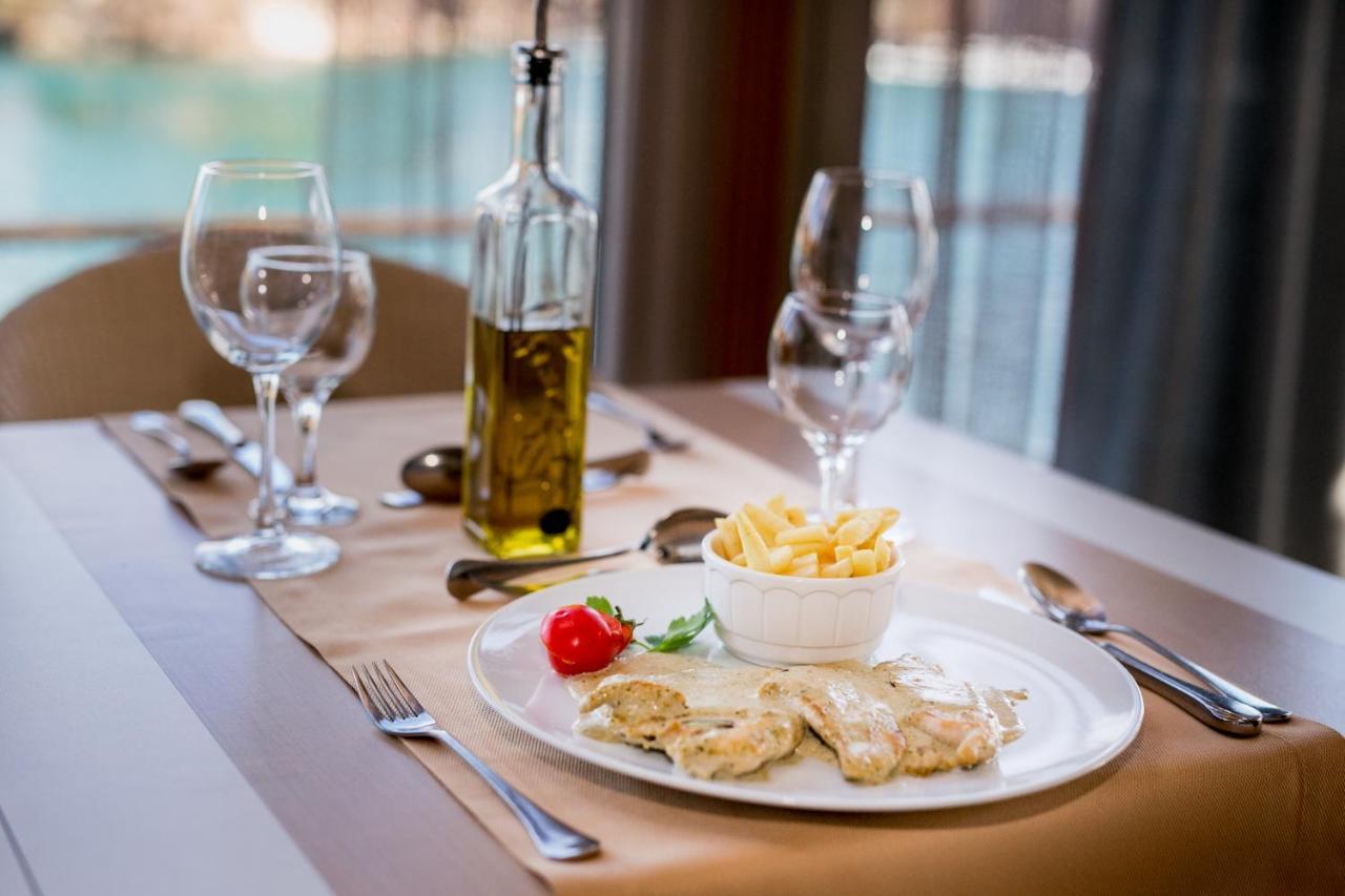 Hotel Opal Exclusive Bihać Bagian luar foto